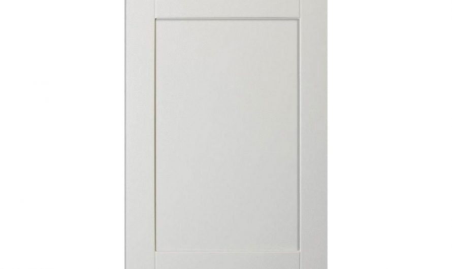 Фасад крашеный фрезерованный матовый 19 мм Экран-М RAL 9003